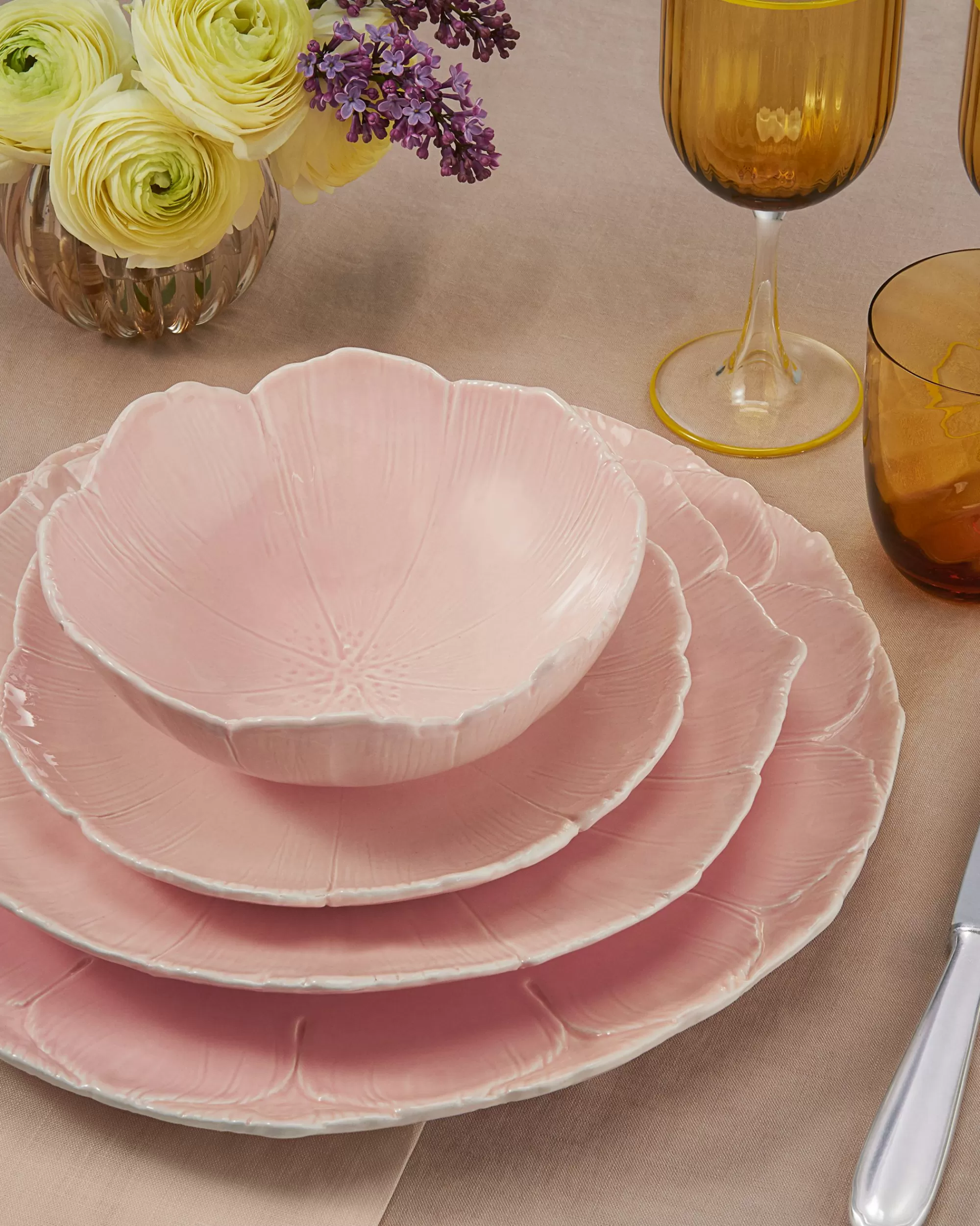 cherry_blossom_charger_plate_3-1.webp Aquazzura Cherry Blossom Charger Plate | Dinnerware