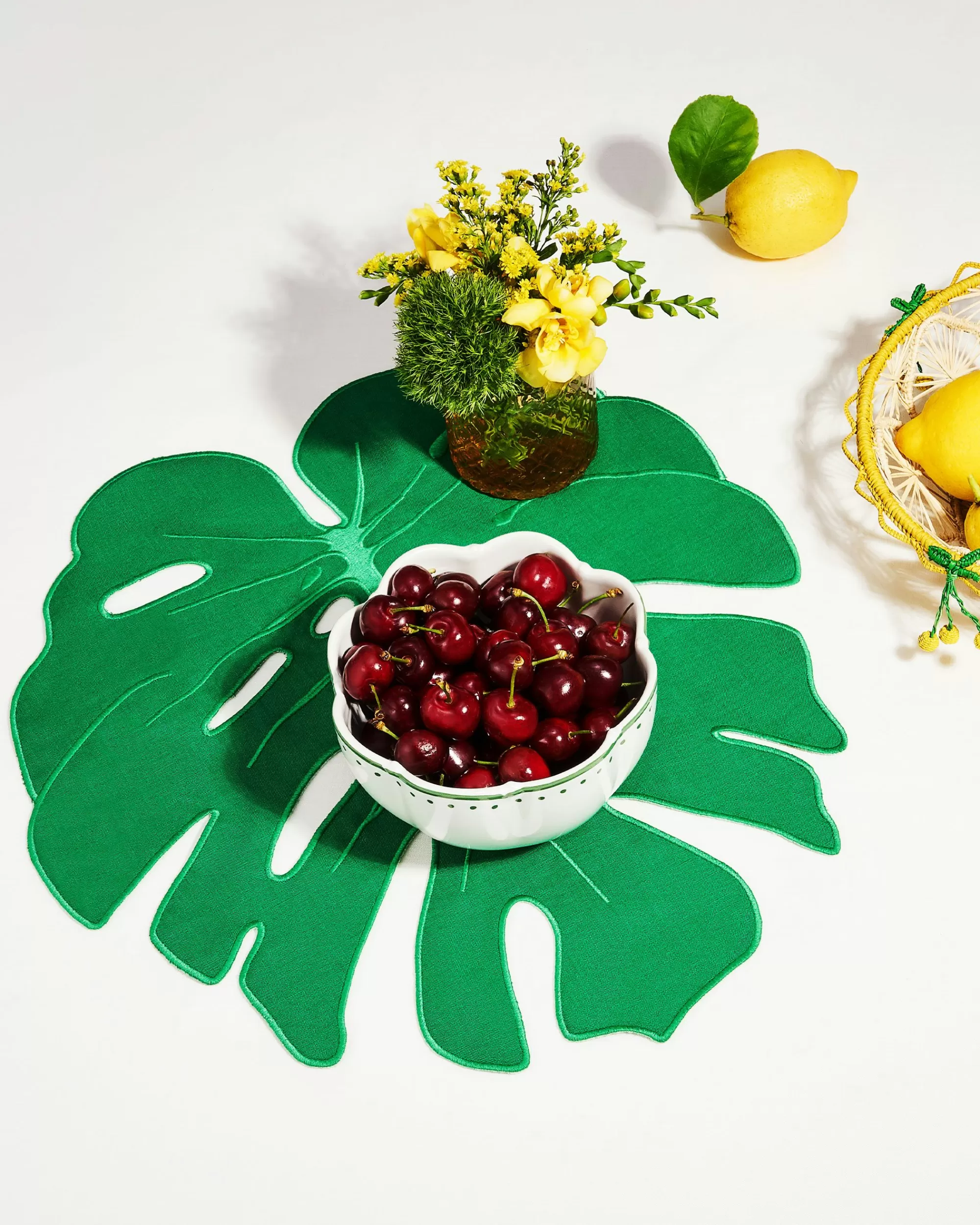 florida_leaf_placemat_2.webp Aquazzura Florida Leaf Placemat | Table Linens