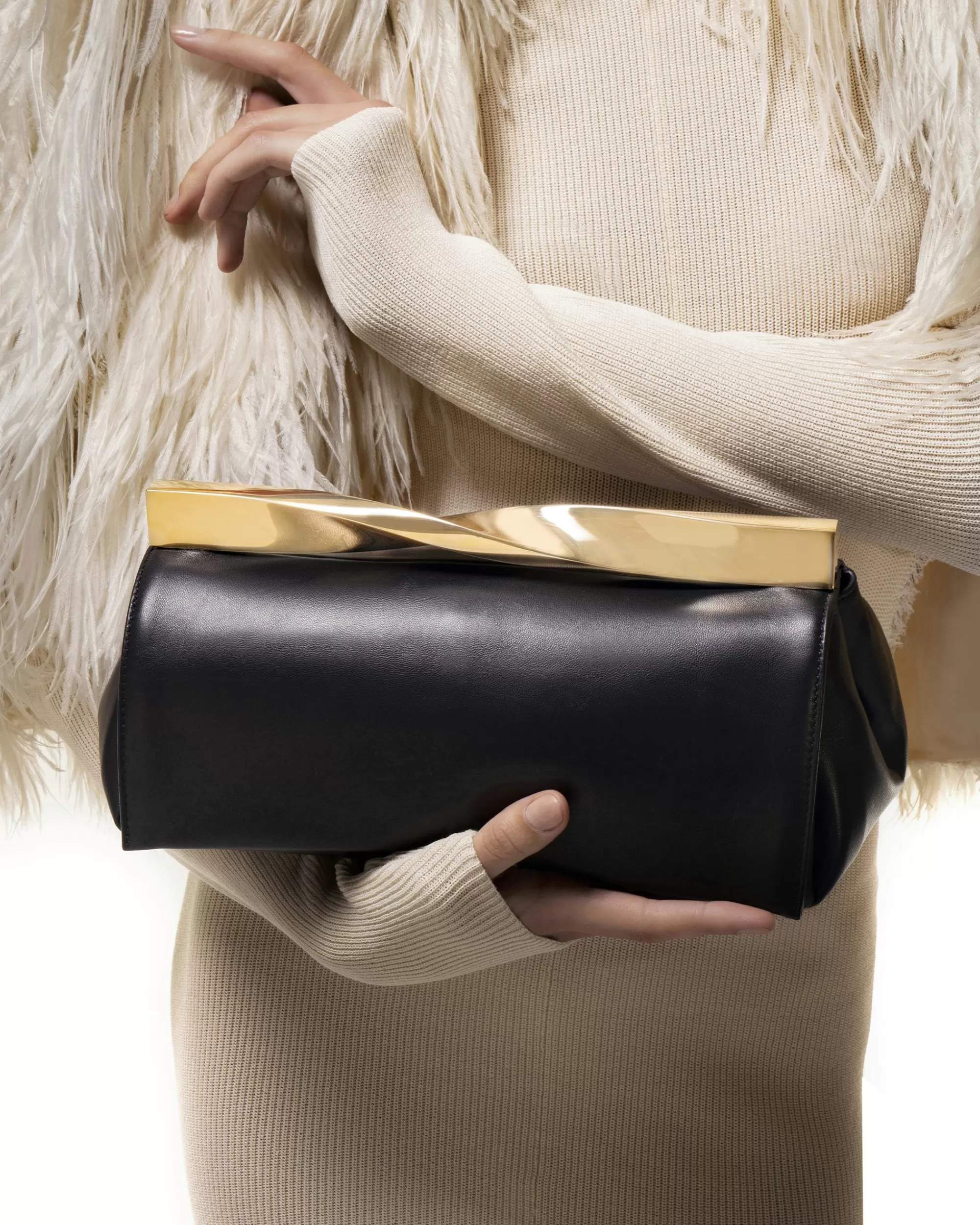 twist_clutch_3-4.webp Aquazzura Twist Clutch | Clutch Bags | Shoulder Bags