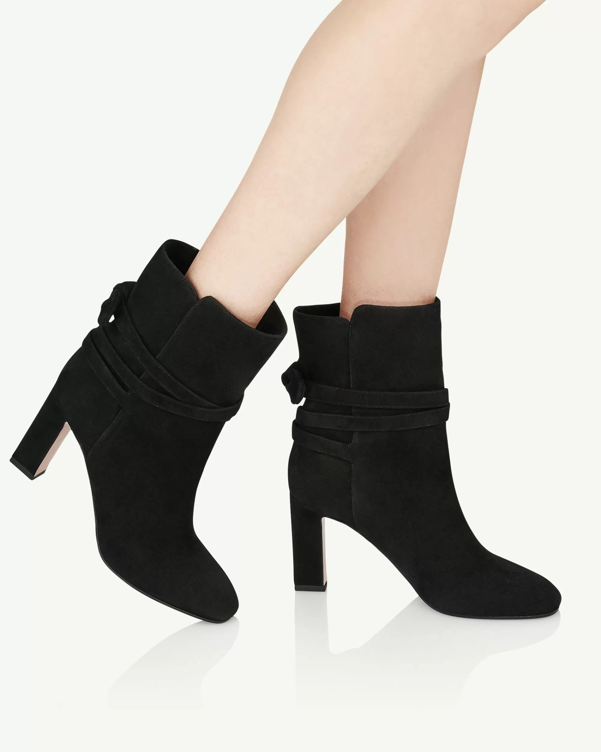very_bow_tie_bootie__4.webp Aquazzura Very Bow Tie Bootie 85 | Booties